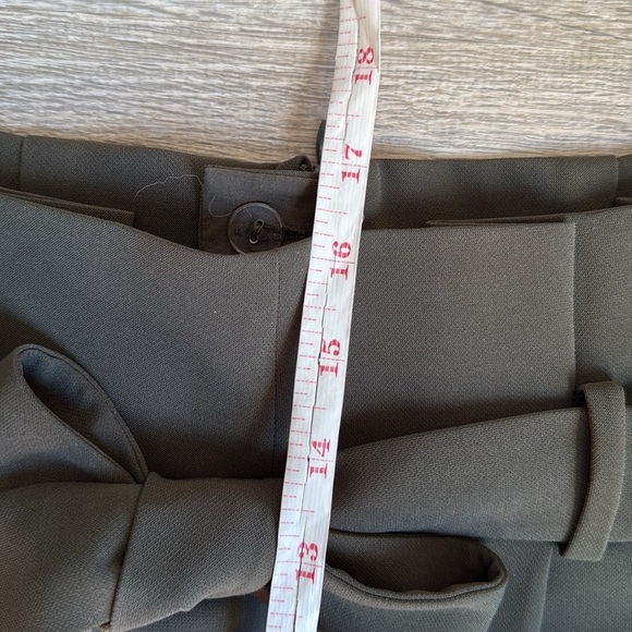 COS green  belted paper-bag cropped trousers 4 - Picture 10 of 13